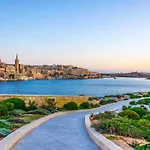 Ferries 4br With Bbq, Ac & Outdoor Holiday home Sliema
