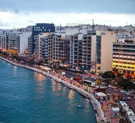 Holiday home Ferries 4br With Bbq, Ac & Outdoor Sliema