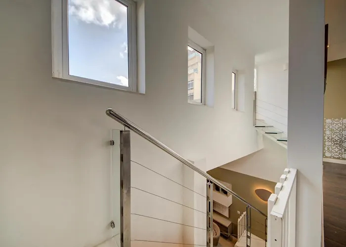 Dom wakacyjny Ferries 4br With Bbq, Ac & Outdoor *